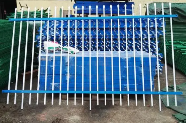 锌钢护栏喷涂工艺细节讲解奇亿注册